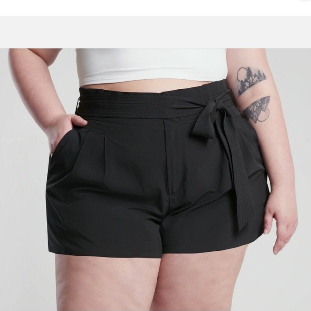 Athleta Skyline Short II